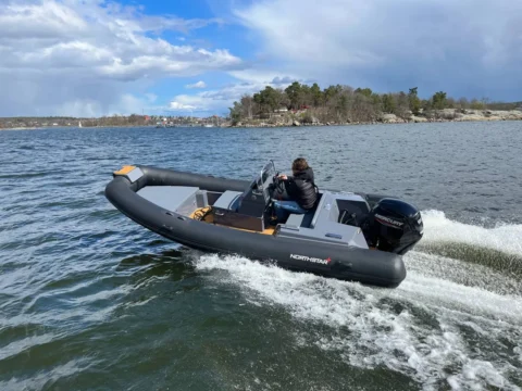 Lagerbåtar